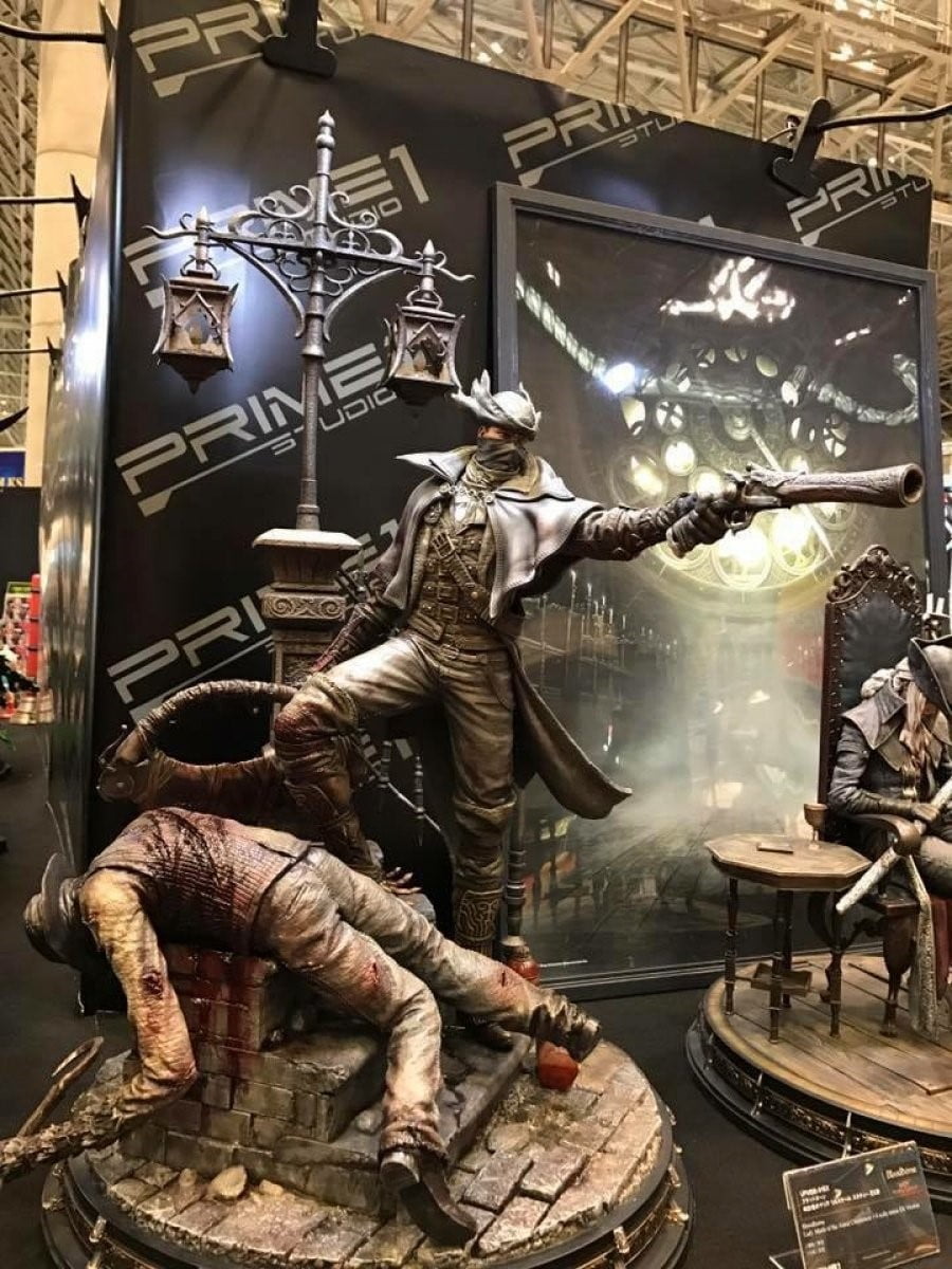 Gaming statues shop